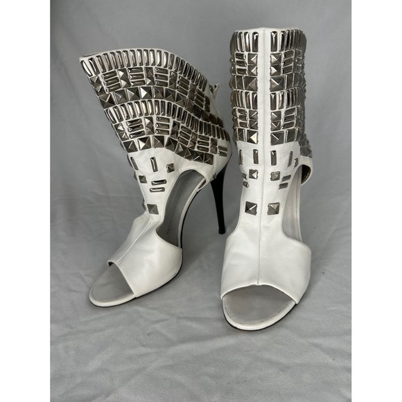 Giuseppe Zanotti Studded Cut out Booties - Picture 1 of 9